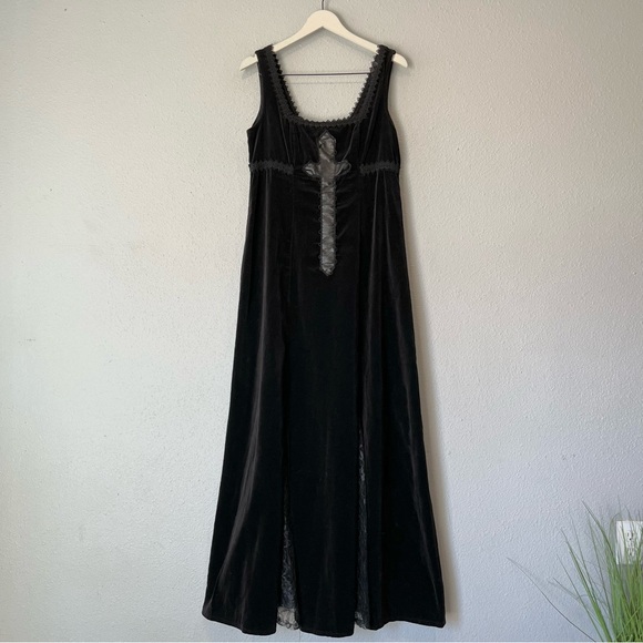 Tripp NYC Daang Goodman Vintage Black Goth Steampunk Velvet and Lace Maxi Dress - Picture 1 of 8